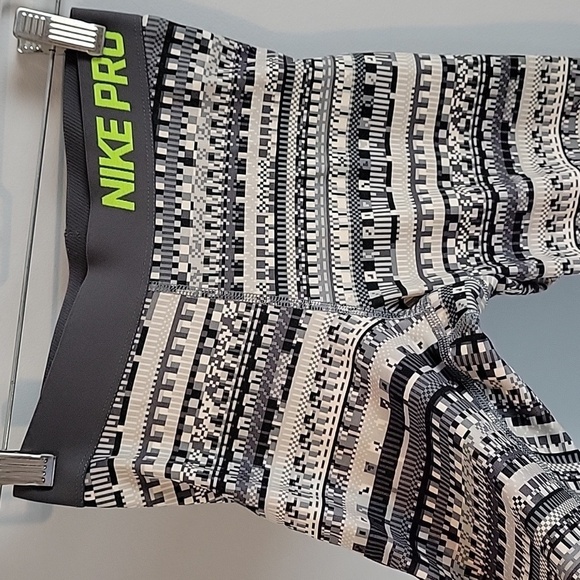 NIKE PRO hyperwarm lined leggings - Picture 3 of 6